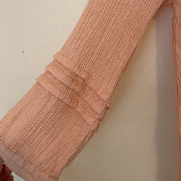 Women’s Peach Lightweight Top - Picture 4 of 5